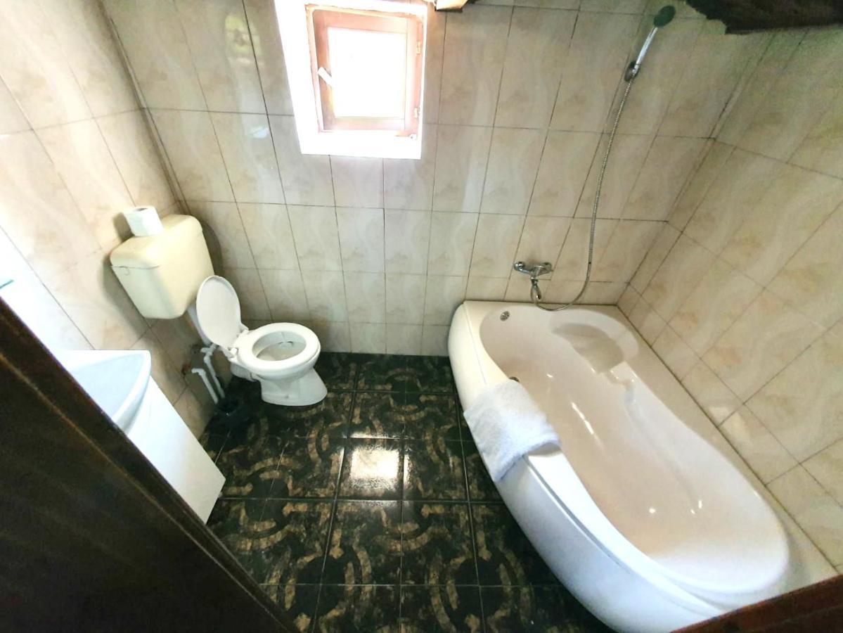 Villa Casa Din Coltul Cetatii Hărman Exterior foto